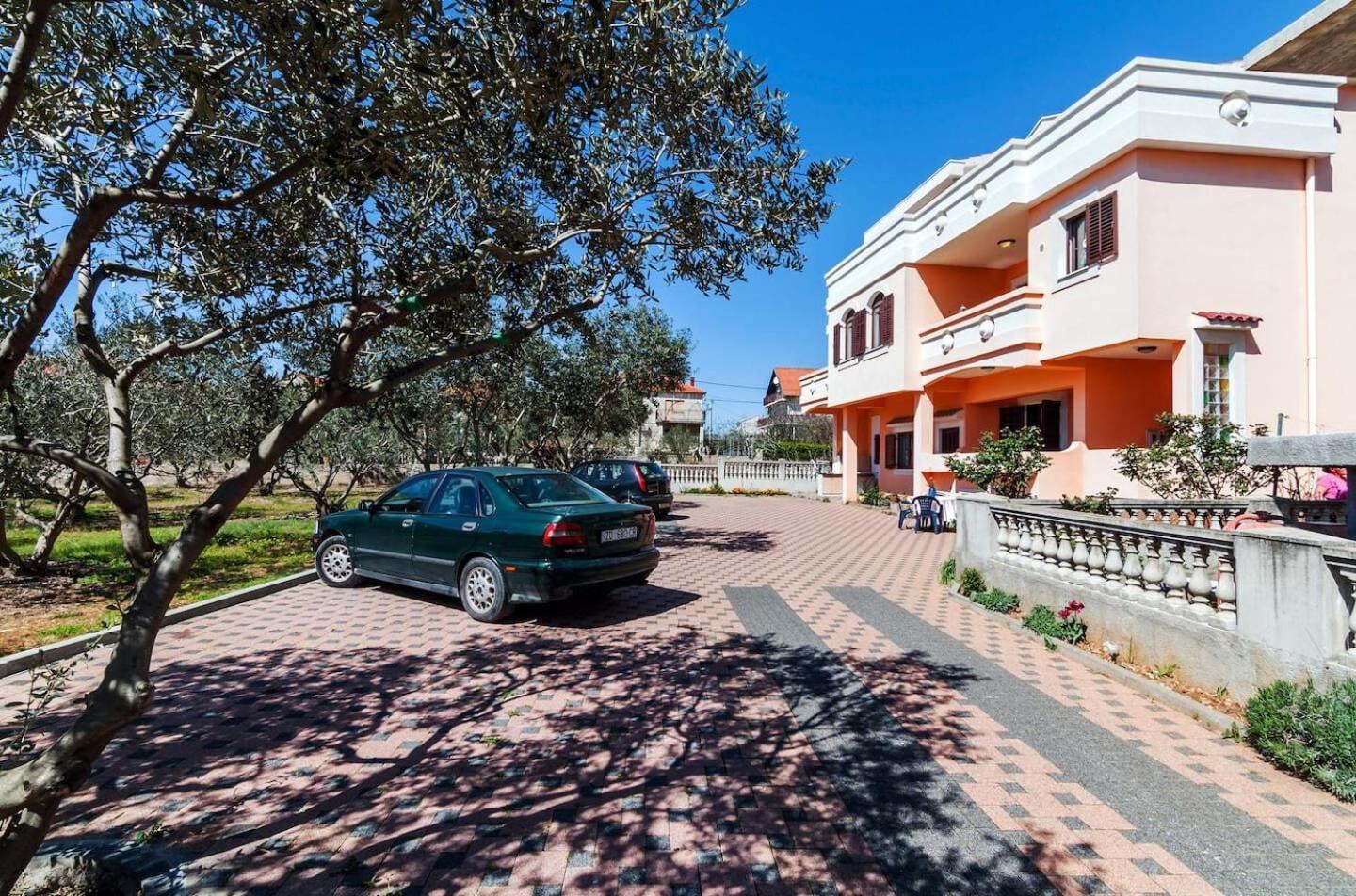 Apartments Brane - Free Parking Zadar Exterior photo